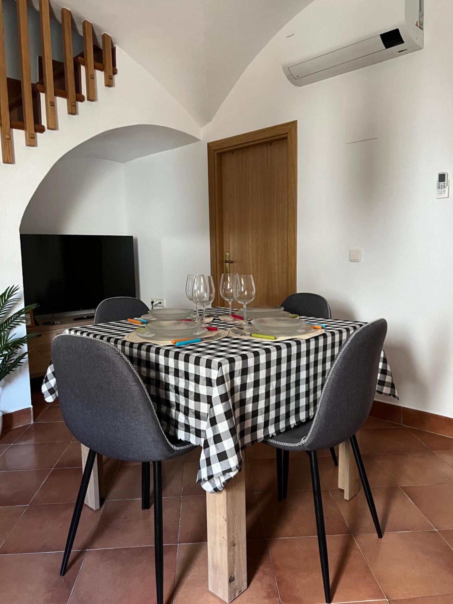 San Antonio 6 Apartment Malpartida de Cáceres Екстериор снимка